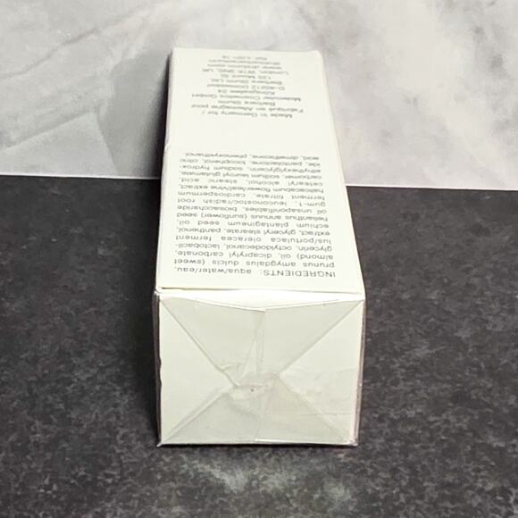 Dr. Barbara Sturm New Calming Serum travel size 10 ml - Picture 6 of 8